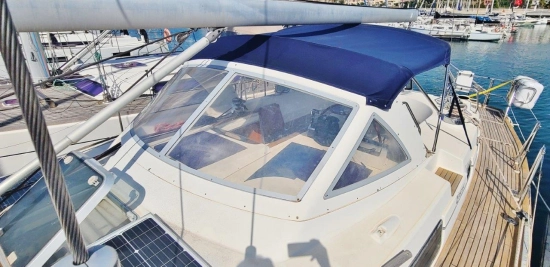 Beneteau Oceanis 44 CC preowned for sale