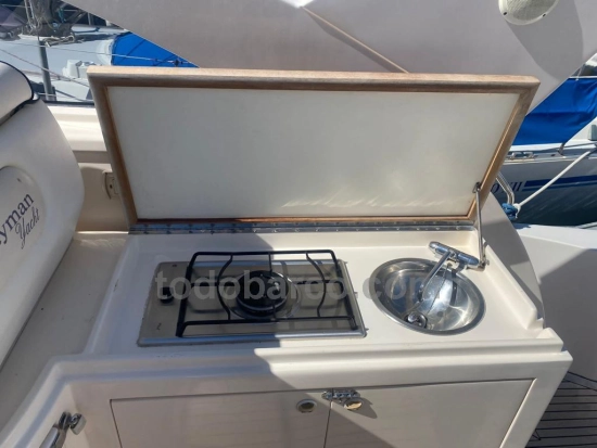 Cayman Yachts WA38 preowned for sale