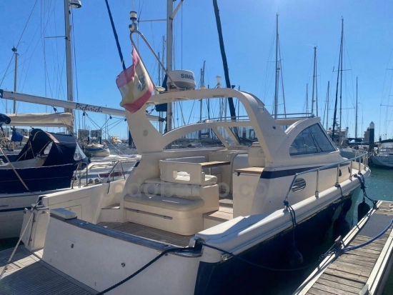 Cayman Yachts WA38 preowned for sale