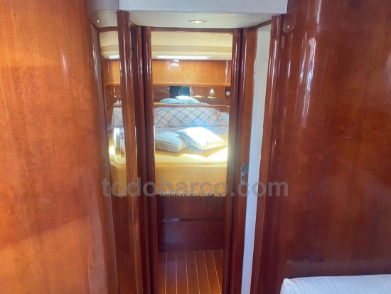 Cayman Yachts WA38 preowned for sale