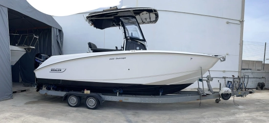 Boston Whaler 240 Outrager preowned for sale