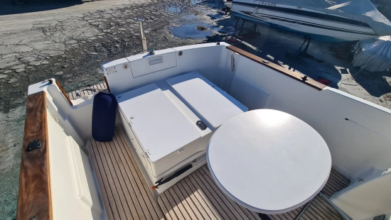 Beneteau ombrine 700 preowned for sale