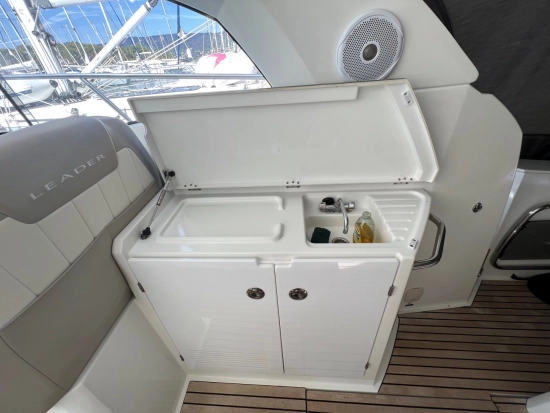 Jeanneau LEADER 36 SPORTOP gebraucht zum verkauf