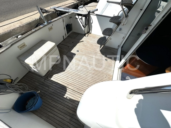 Beneteau Antares 980 gebraucht zum verkauf