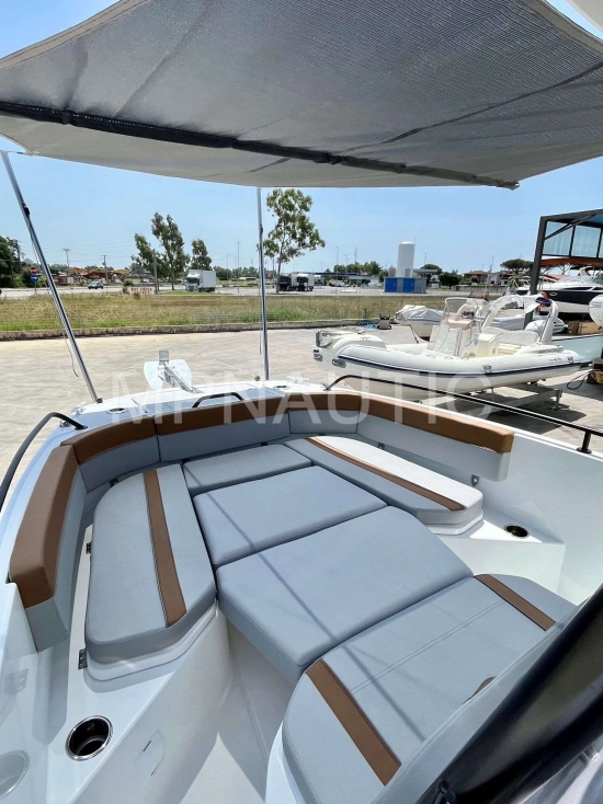 Beneteau Flyer 8 Spacedeck gebraucht zum verkauf