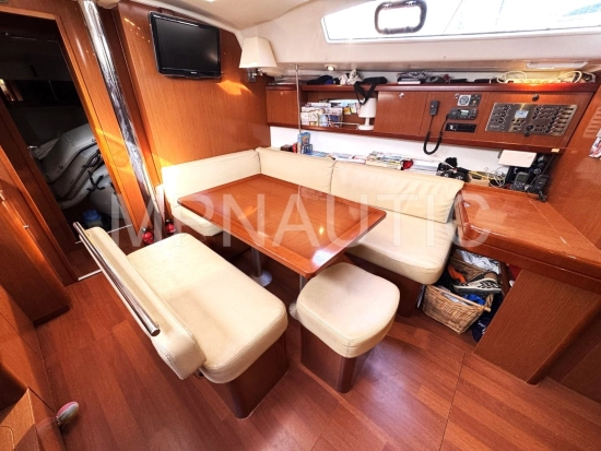 Beneteau Oceanis 43 preowned for sale