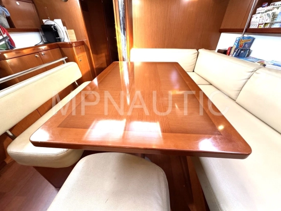 Beneteau Oceanis 43 preowned for sale