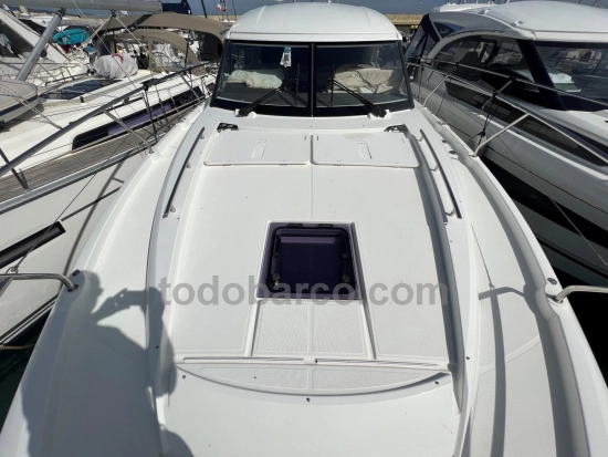 Jeanneau Leader 36 Sportop preowned for sale