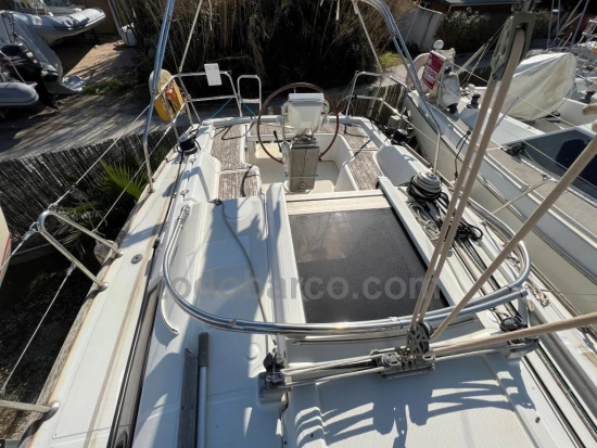 Beneteau Oceanis 31 preowned for sale