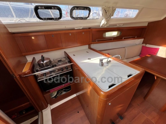 Beneteau Oceanis 31 preowned for sale