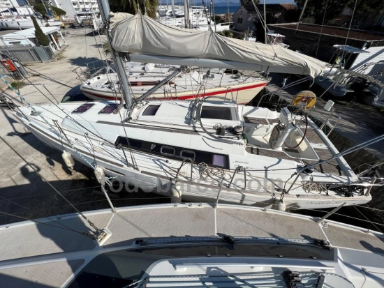 Beneteau Oceanis 31 preowned for sale