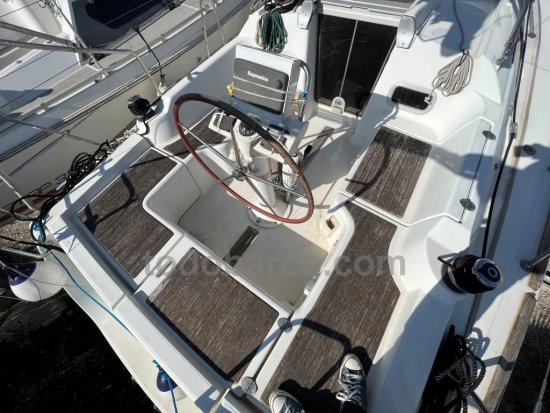 Beneteau Oceanis 31 preowned for sale