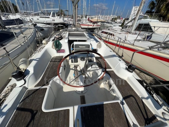 Beneteau Oceanis 31 preowned for sale