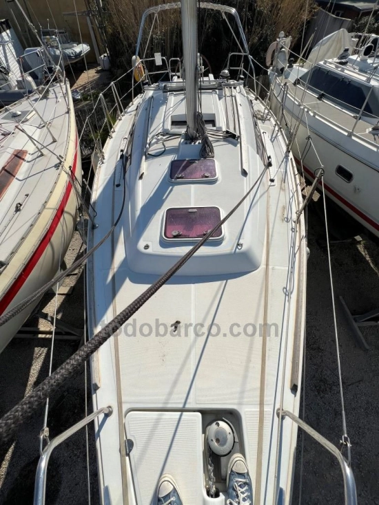 Beneteau Oceanis 31 preowned for sale