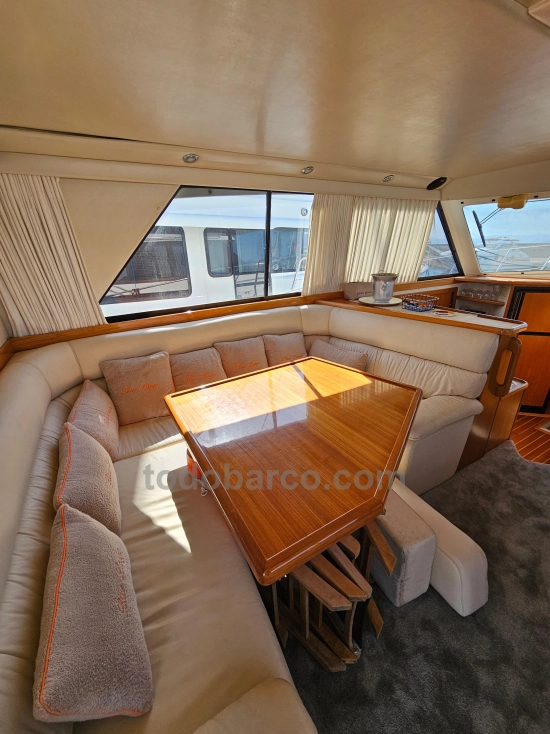 Riviera 43 Flybridge preowned for sale