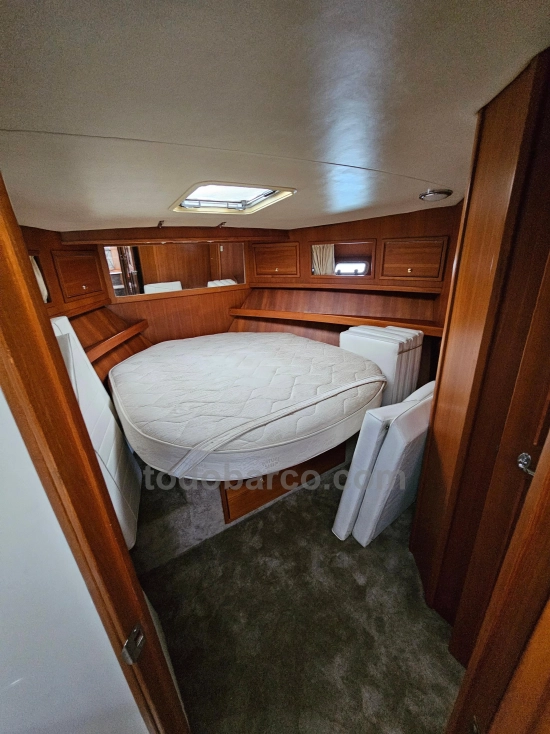 Riviera 43 Flybridge preowned for sale