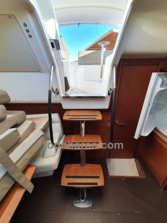 Jeanneau Prestige 390 S preowned for sale