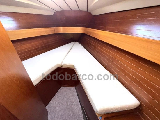 Cantiere del Pardo Grand Soleil 42 preowned for sale