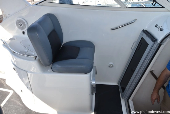 Crownline 330 CR gebraucht zum verkauf