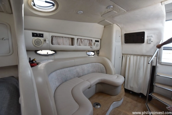 Crownline 330 CR gebraucht zum verkauf