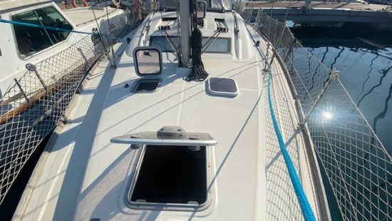 Beneteau Oceanis 40 preowned for sale