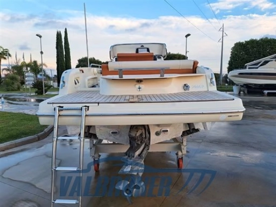 Invictus Yacht CX 280 d’occasion à vendre