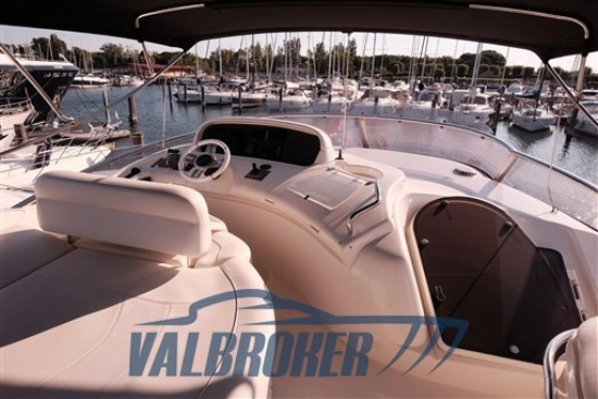 Azimut 68 d’occasion à vendre