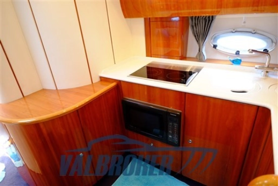 Princess Yachts V42 d’occasion à vendre