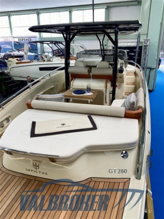 Invictus Yacht GT 280 d’occasion à vendre