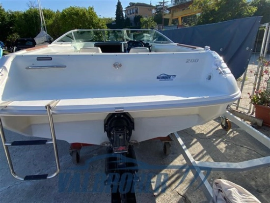 Sea Ray 200 SR d’occasion à vendre