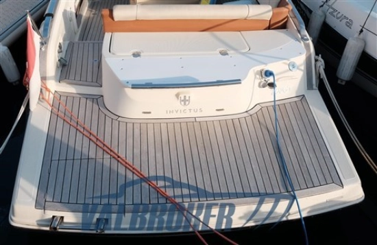 Invictus Yacht GT280 d’occasion à vendre