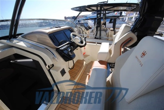 Invictus Yacht GT320 d’occasion à vendre