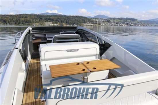 Fairline F Line 33 d’occasion à vendre