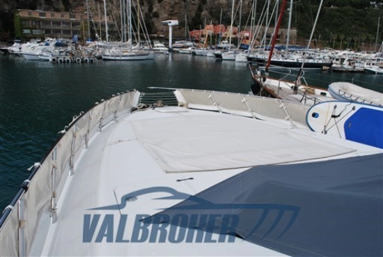 Overmarine Mangusta 72 d’occasion à vendre