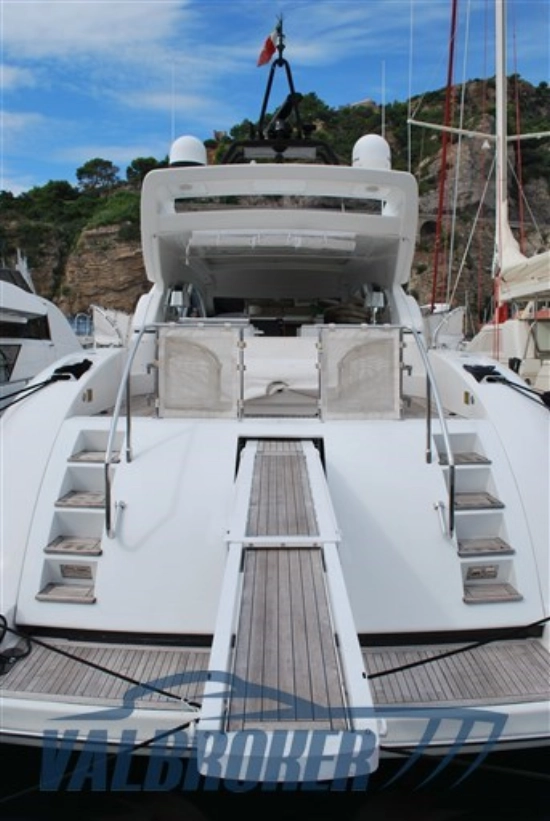 Overmarine Mangusta 72 d’occasion à vendre