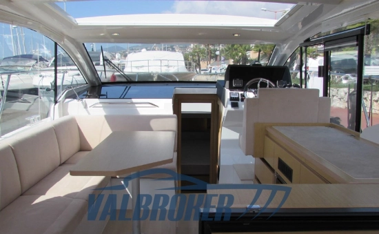 Sealine C335V preowned for sale