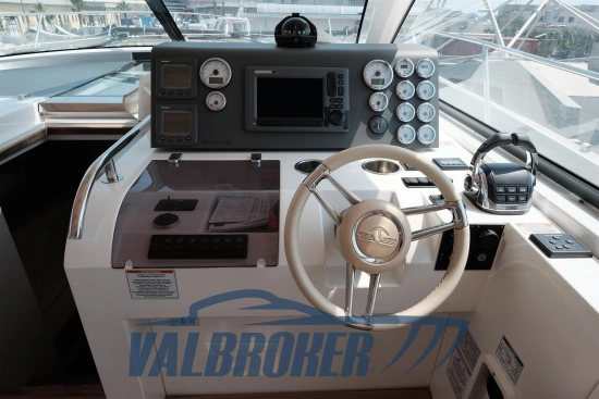 Sealine SC 35 preowned for sale