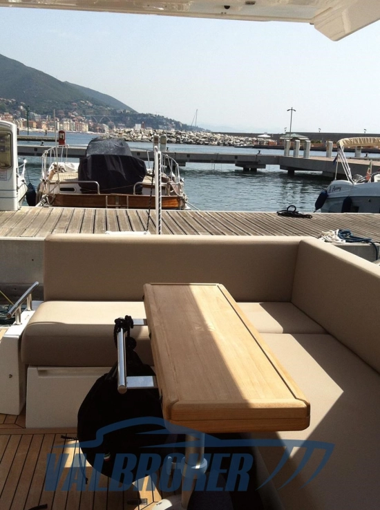 Sealine SC 35 preowned for sale
