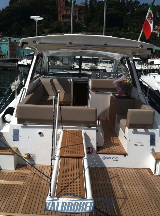 Sealine SC 35 preowned for sale