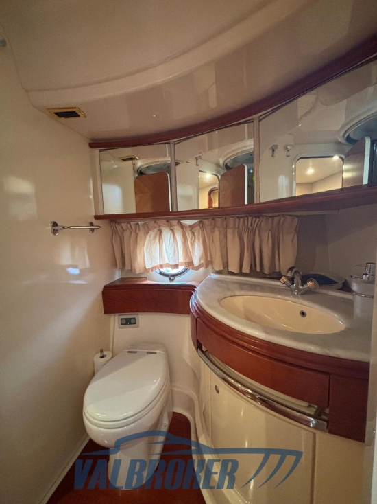Azimut 68 preowned for sale