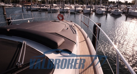 Azimut 68 preowned for sale