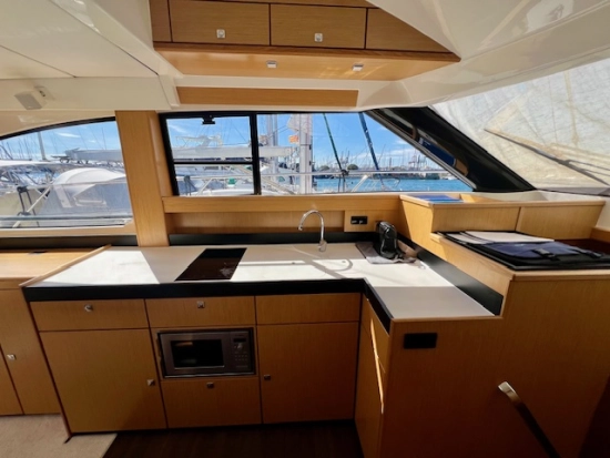 Bavaria Yachts Virtess 420 d’occasion à vendre