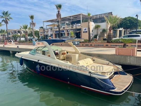 Chris Craft Launch GT 35 preowned for sale