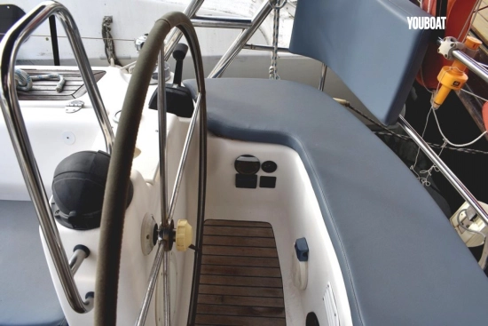 Bavaria Yachts BAVARIA 40 VISION preowned for sale