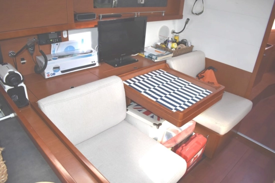 Beneteau Oceanis 45 gebraucht zum verkauf