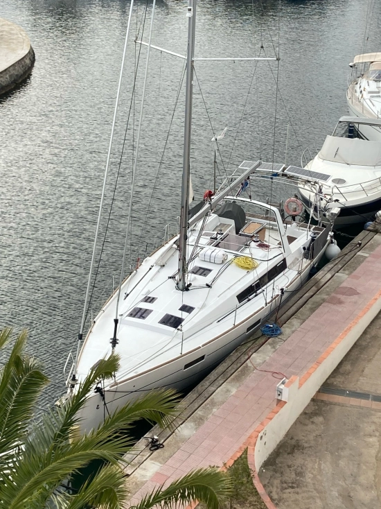 Beneteau Oceanis 45 gebraucht zum verkauf