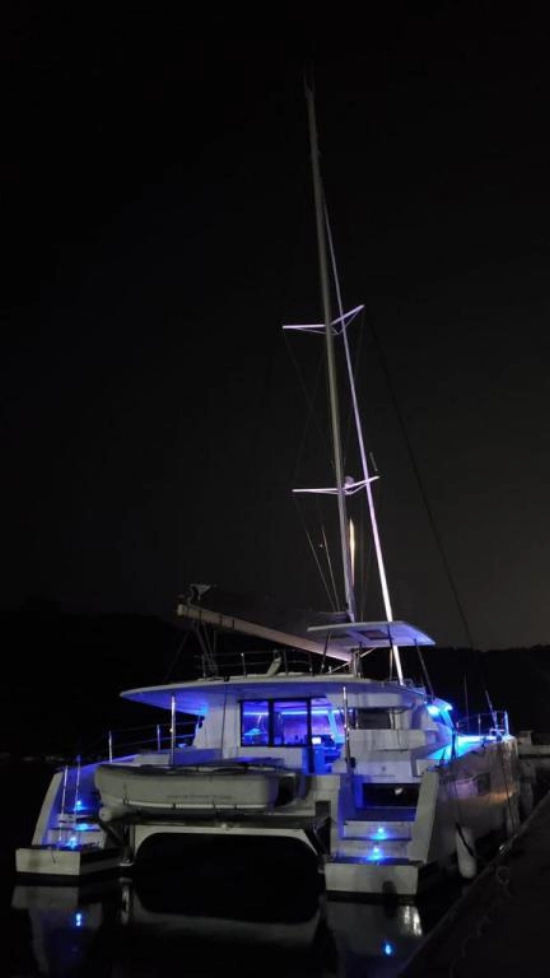 Fountaine Pajot Saona 47 gebraucht zum verkauf