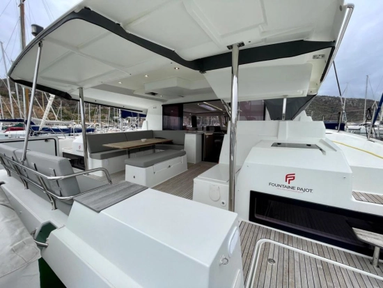 Fountaine Pajot Saona 47 gebraucht zum verkauf