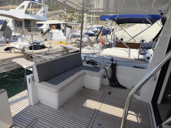 Beneteau Swift Trawler 44 gebraucht zum verkauf