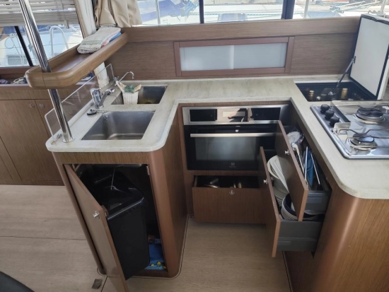 Beneteau Swift Trawler 44 gebraucht zum verkauf